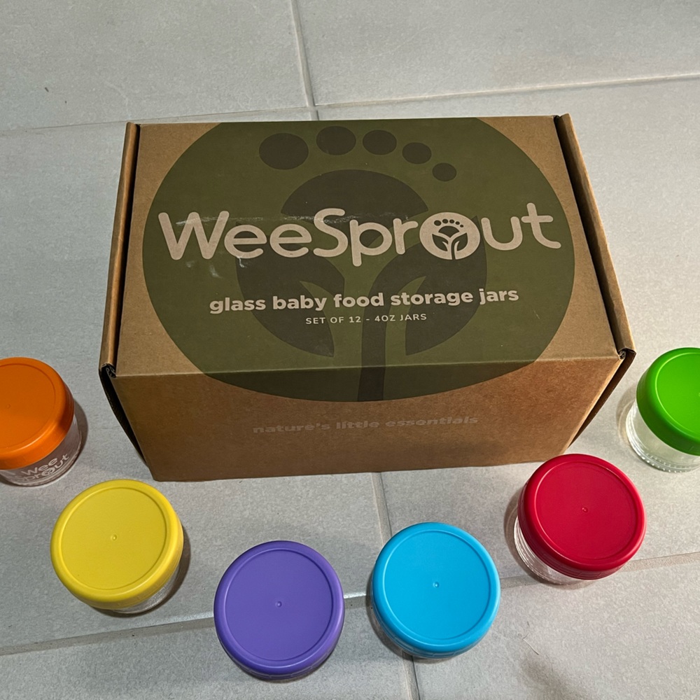 Glass baby food storage jars